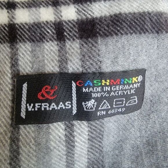 V.Fraas Women's Gray & Black Cahmink Tartan Pattern Design Fashion Scarf - Picture 10 of 10